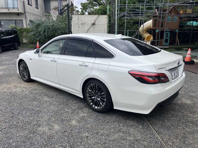 TOYOTA CROWN sedan hybrid 2018
