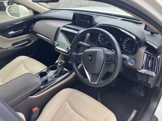 TOYOTA CROWN sedan hybrid 2018