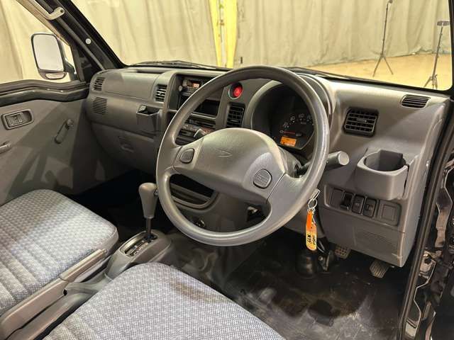 DAIHATSU HIJET truck 2014