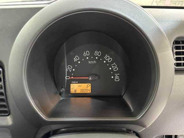 DAIHATSU HIJET truck 2014