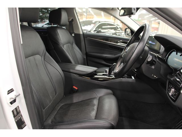 BMW BMW 5series TOURING 2017