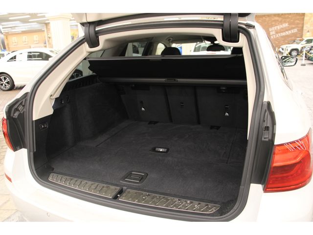 BMW BMW 5series TOURING 2017