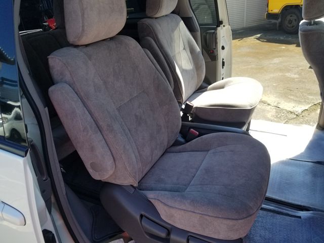 TOYOTA ESTIMA L 2003