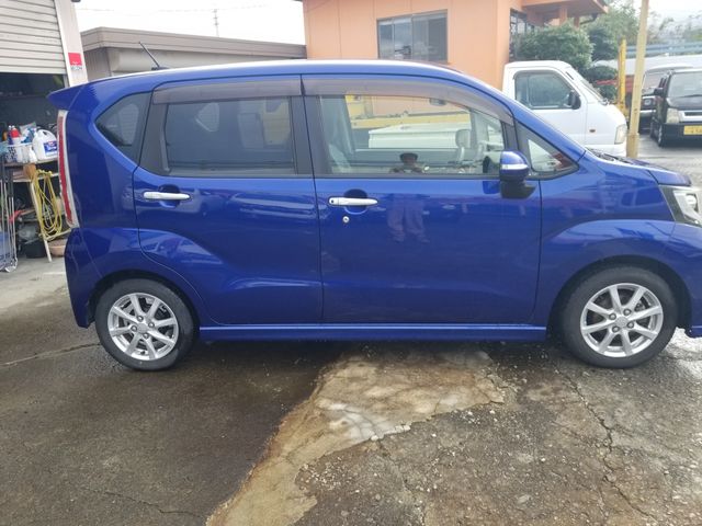 DAIHATSU MOVE CUSTOM 2016