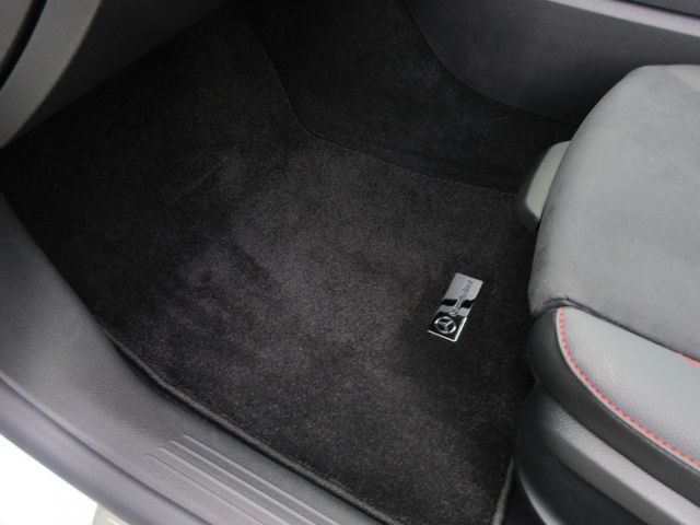 MERCEDES BENZ MERCEDES BENZ CLA class 2025