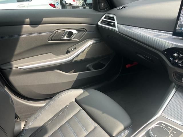 BMW BMW 3series sedan 2025