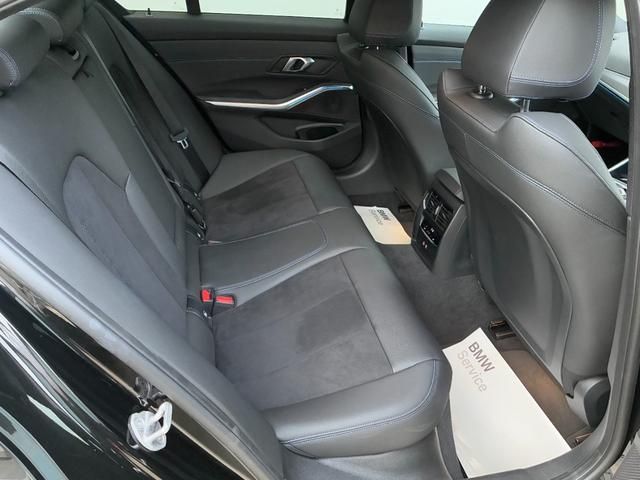 BMW BMW 3series sedan 2024