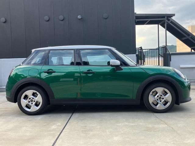 BMW MINI COOPER 5DOOR 2025