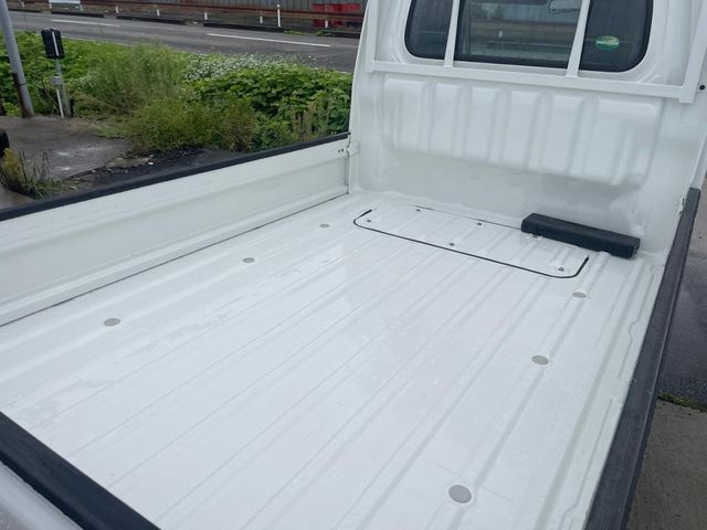 DAIHATSU HIJET truck 4WD 2015