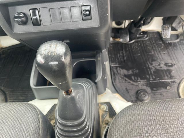 DAIHATSU HIJET truck 4WD 2015