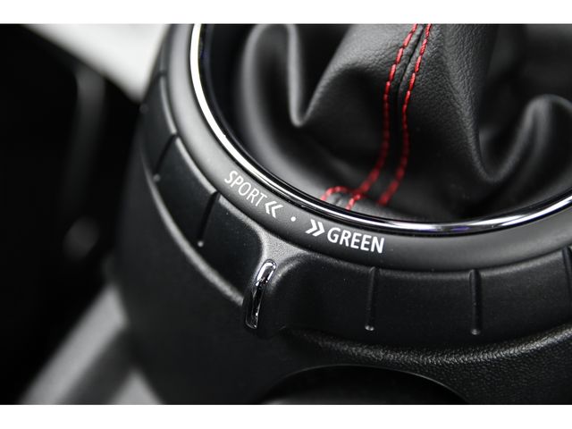 BMW BMW MINI COOPER S 5DOOR 2017