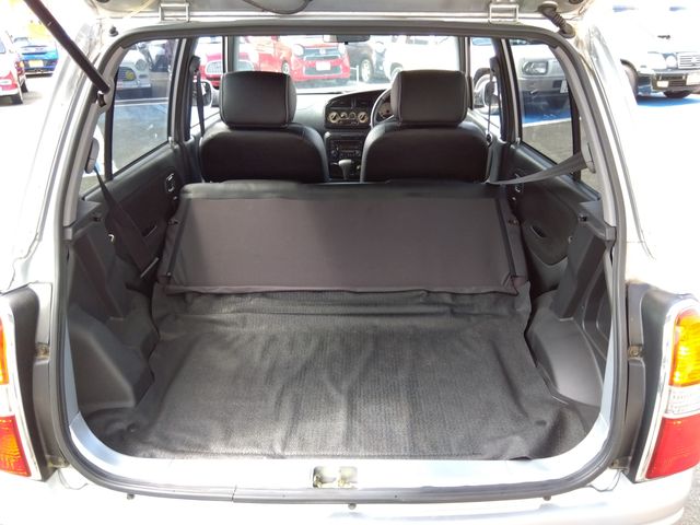 DAIHATSU MIRA GINO 4WD 2004