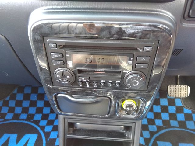 DAIHATSU MIRA GINO 4WD 2004