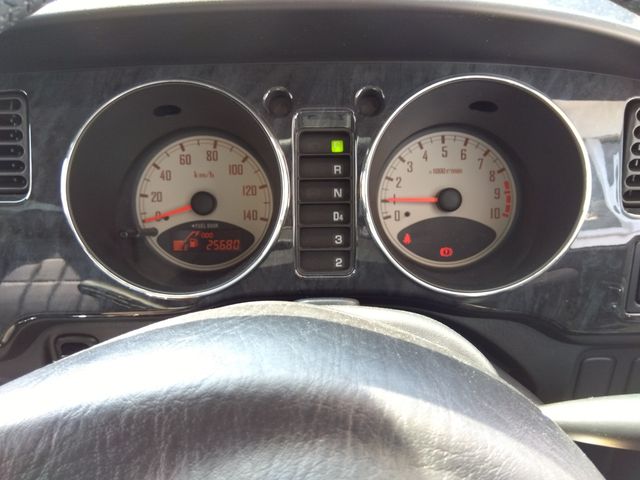 DAIHATSU MIRA GINO 4WD 2004