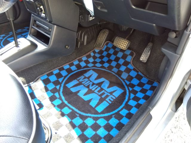 DAIHATSU MIRA GINO 4WD 2004