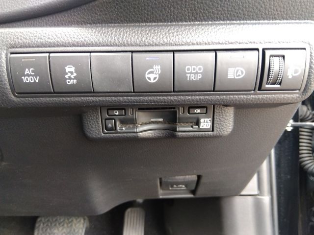 TOYOTA COROLLA TOURING HYBRID 4WD 2023