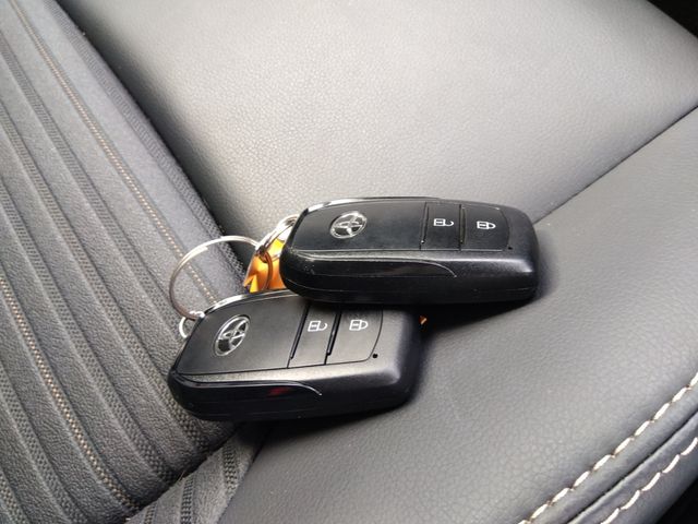 TOYOTA COROLLA TOURING HYBRID 4WD 2023