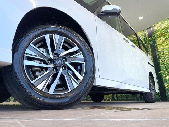 NISSAN SERENA  WG 2023