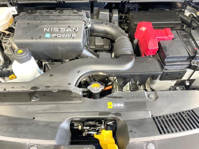 NISSAN SERENA  WG 2023