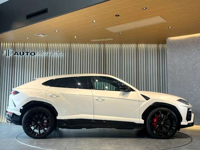 LAMBORGHINI LAMBORGHINI URUS 2022