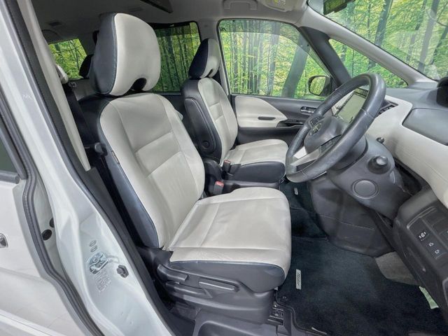 NISSAN SERENA  S-HYBRID 2016