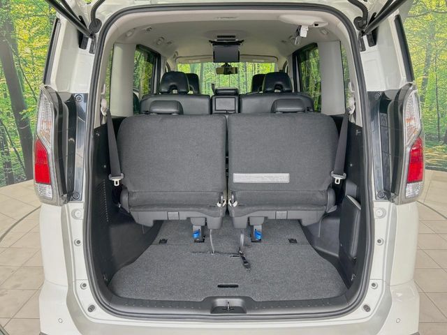 NISSAN SERENA  S-HYBRID 2016