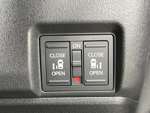 HONDA N BOX CUSTOM 2023