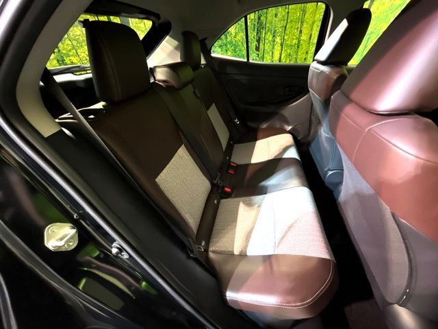 TOYOTA YARIS CROSS HYBRID 2021