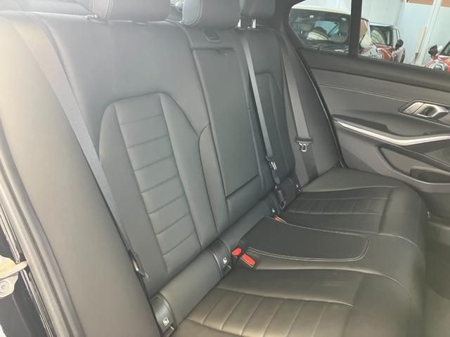 BMW BMW 3series sedan 2021