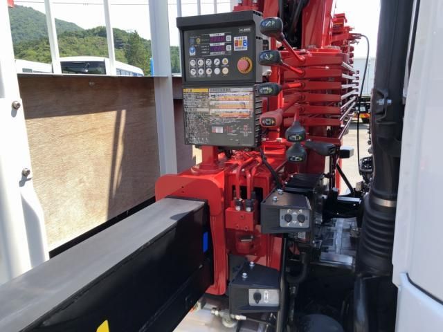 MITSUBISHI FUSOU FIGHTER 2024