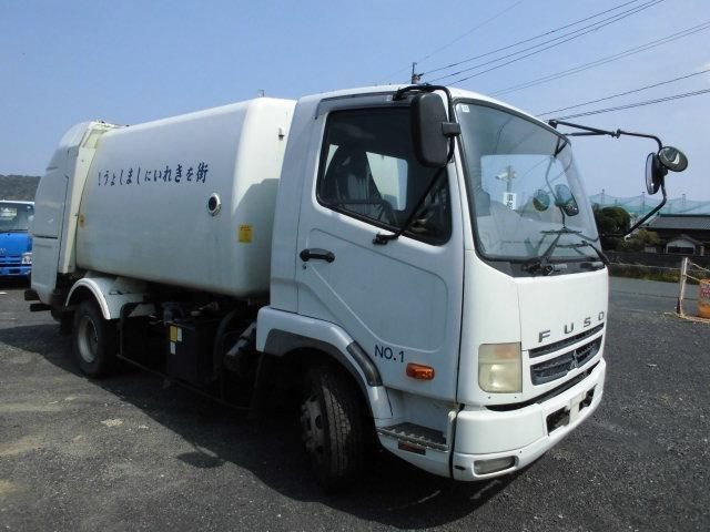 MITSUBISHI FUSOU FIGHTER 2009