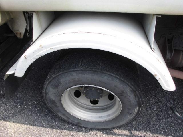 MITSUBISHI FUSOU FIGHTER 2009