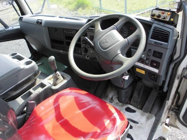 MITSUBISHI FUSOU FIGHTER 2009