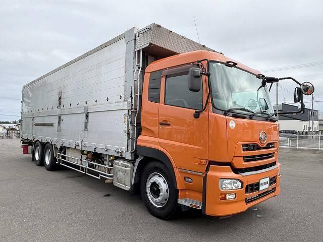 NISSAN DIESEL Quon 2011