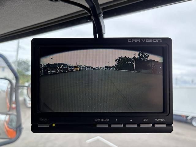 NISSAN DIESEL Quon 2011