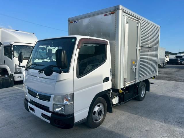 MITSUBISHI CANTER 2017