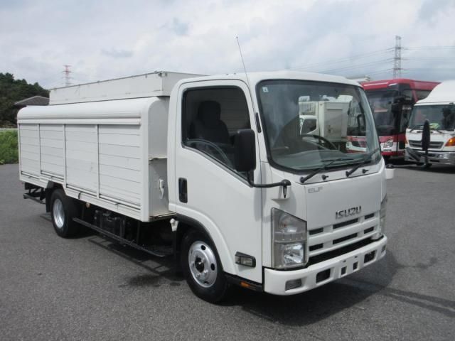 ISUZU ELF 2009