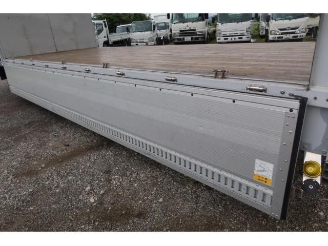 MITSUBISHI FUSOU FIGHTER 2018