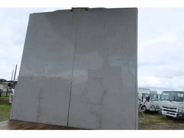 MITSUBISHI FUSOU FIGHTER 2018