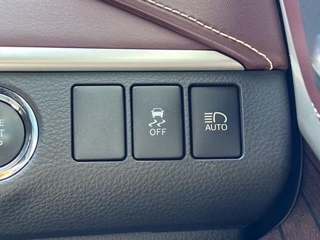 TOYOTA HARRIER 2WD 2014