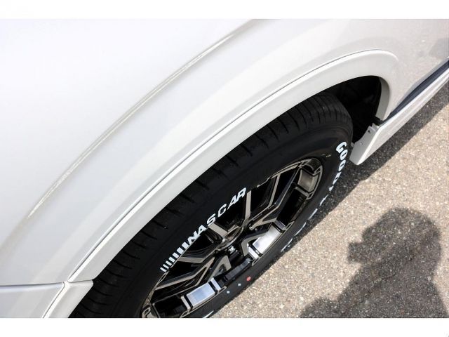 TOYOTA HIACE van 4WD 2019