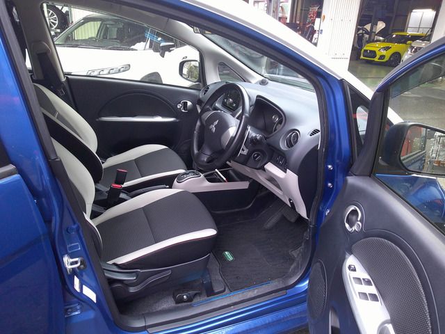 MITSUBISHI i-MiEV 2019