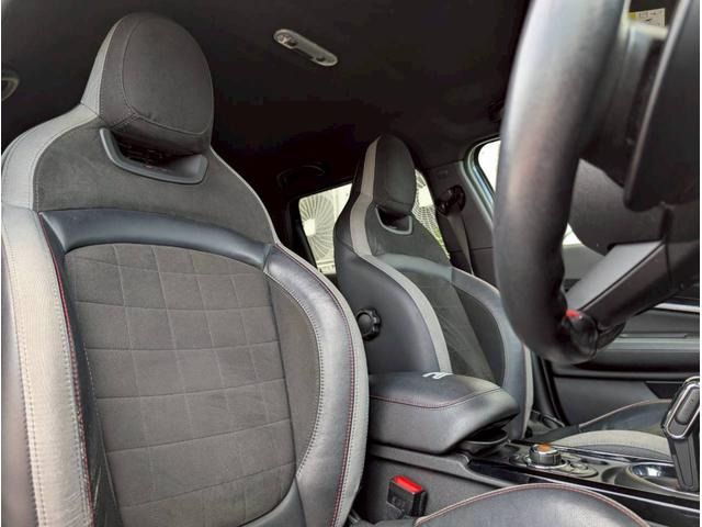 BMW MINI CLUBMAN 2020