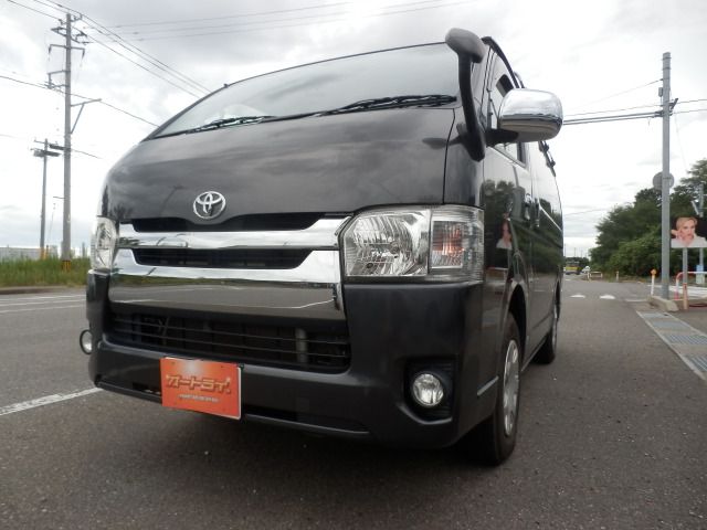 TOYOTA HIACE van 4WD 2014