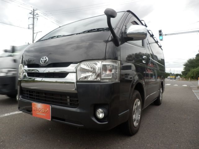 TOYOTA HIACE van 4WD 2014