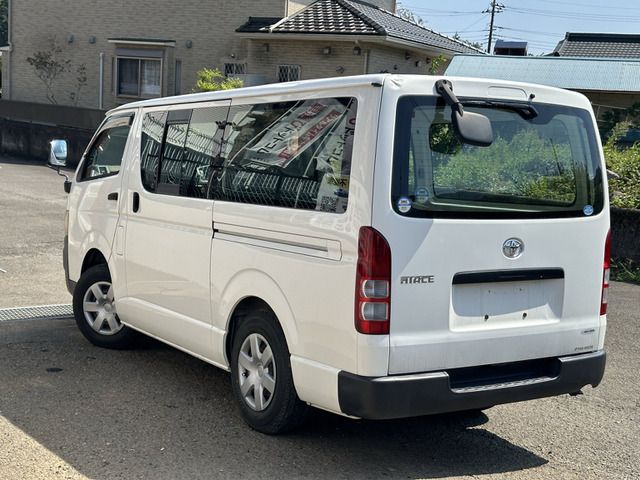 TOYOTA HIACE van 2WD 2005