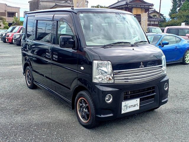 MITSUBISHI TOWNBOX 2015