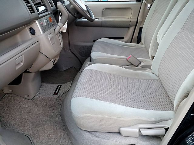 MITSUBISHI TOWNBOX 2015