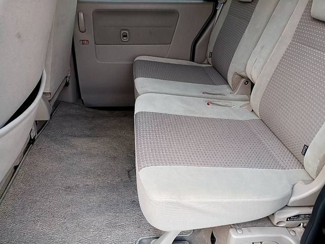 MITSUBISHI TOWNBOX 2015