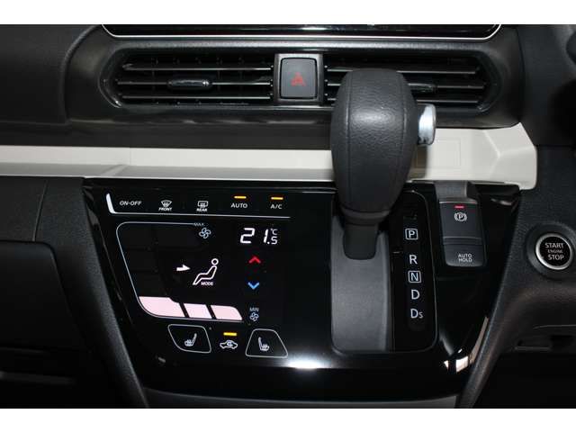 MITSUBISHI DELICA MINI 2025